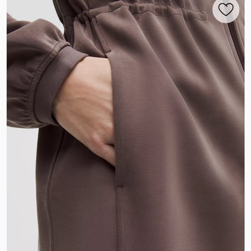 lululemon athletica Softstreme Jacket - Picture 3 of 9